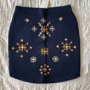 * LAST CHANCE - CLOSET CLEAR OUT * NWT sequin skirt